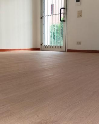 Ufficio in palazzina molto comoda a centro