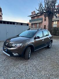 Dacia Sandero stepway Techroad 0.9 90CV TURBO GPL