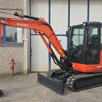 Miniescavatore Kubota KX042-4