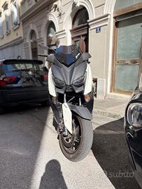 YAMAHA X-MAX 300 ABS 2017