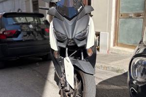 YAMAHA X-MAX 300 ABS 2017