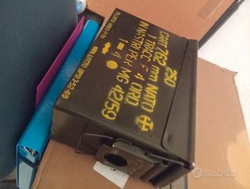 Scatola metallica esercito