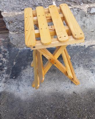 Sgabello legno pieghevole