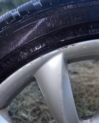 3 gomme + cerchi lega Alfa Romeo MiTo / Giulietta
