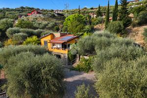 VILLA SINGOLA A CIVEZZA
