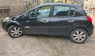  Renault Clio 2009