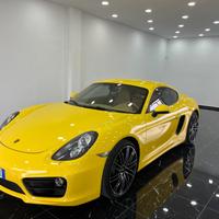 Porsche Cayman 2.7