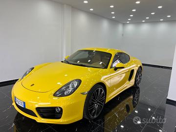 Porsche Cayman 2.7