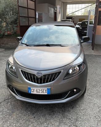 Lancia Ypsilon 1.0 FireFly 5 porte S&S Hybrid Ecoc