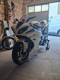 yamaha r1 big bang 