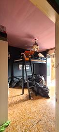 letto matrimoniale  nero ikea a soppalco