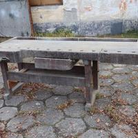 Banco da falegname funzionante intatto