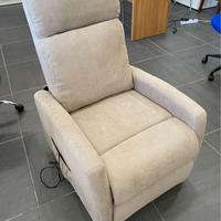 Poltrona relax elettrica alzapersona SAM