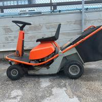 Trattorino tagliaerba motore Briggs e Stratton