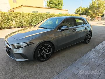 Mercedes-benz A 200 d Automatic Premium