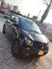 Smart four four 2017