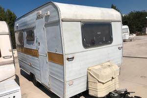 Roulot 3,90 4 posti letto con documenti