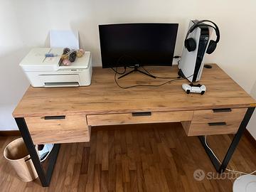 scrivania  colore legno rovere 152x60cn