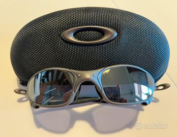 Oakley Juliet