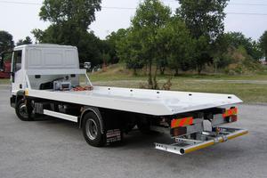 Carro attrezzi Eurocargo 100E19P pianale scarrabil