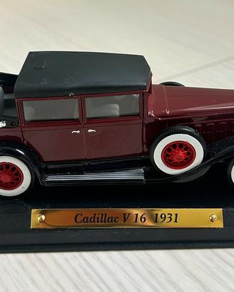 Cadillac V16 1931 – Collector’s Die‑Cast Model
