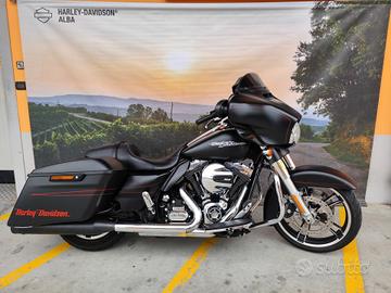 Harley-davidson FLHX Street Glide 103