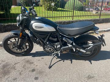 Ducati Scrambler Icon Dark