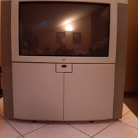 Televisore loewe planus
