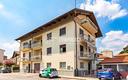 5-locali-con-cantina-posto-auto-e-box