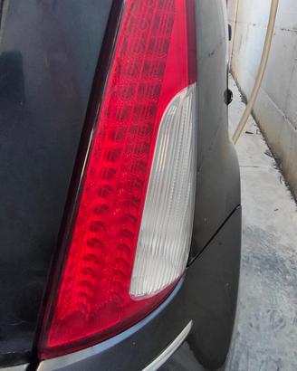 LANCIA MUSA 2009 STOP POSTERIORE DX