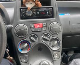 Fiat Panda nera a metano