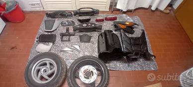 pezzi typhoon,nrg piaggio in generale