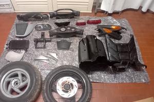 pezzi typhoon,nrg piaggio in generale