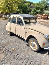 CITROEN 2 CV - DYANA 6
