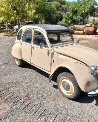 CITROEN 2 CV - DYANA 6