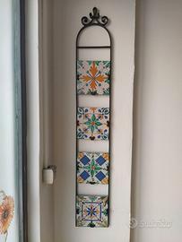 Splendide ceramiche siciliane con supporto inferro