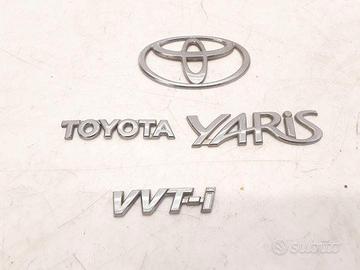 Scritta+Logo portellone post Toyota Yaris VVT-i