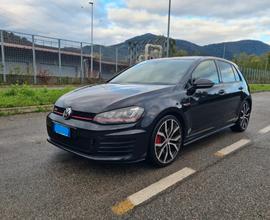 VOLKSWAGEN Golf 7ª serie - 2015