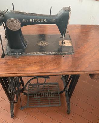 Macchina da cucire Singer anni 20-40