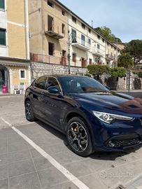 Stelvio q4