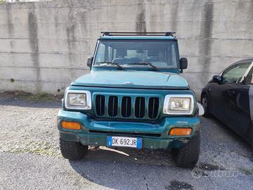 Fuoristrada Mahindra Bolero Glx