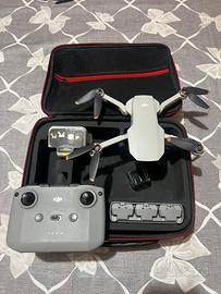 DJI Mini 2 Fly More Combo