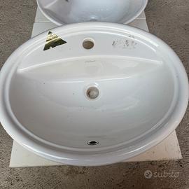 Lavandino in Ceramica