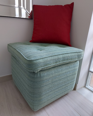 Pouf o poggiapiedi
