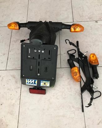 Portatarga con frecce originali Kawasaki Z750