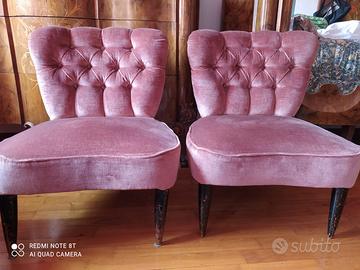 due poltroncine in velluto 