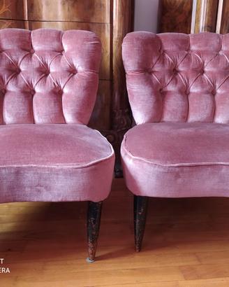 due poltroncine in velluto 