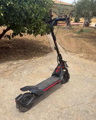 monopattino elettrico segway zt3 pro