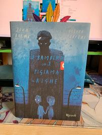 Il bambino con il pigiama a righe John Boyne e Oli