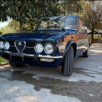 Alfa Romeo Giulia (Nuova Super 1.3) 1976 Targa oro